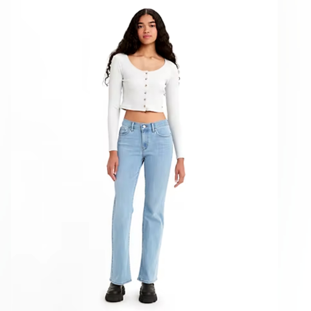 Levi's Classic Bootcut Jeans! NWT!